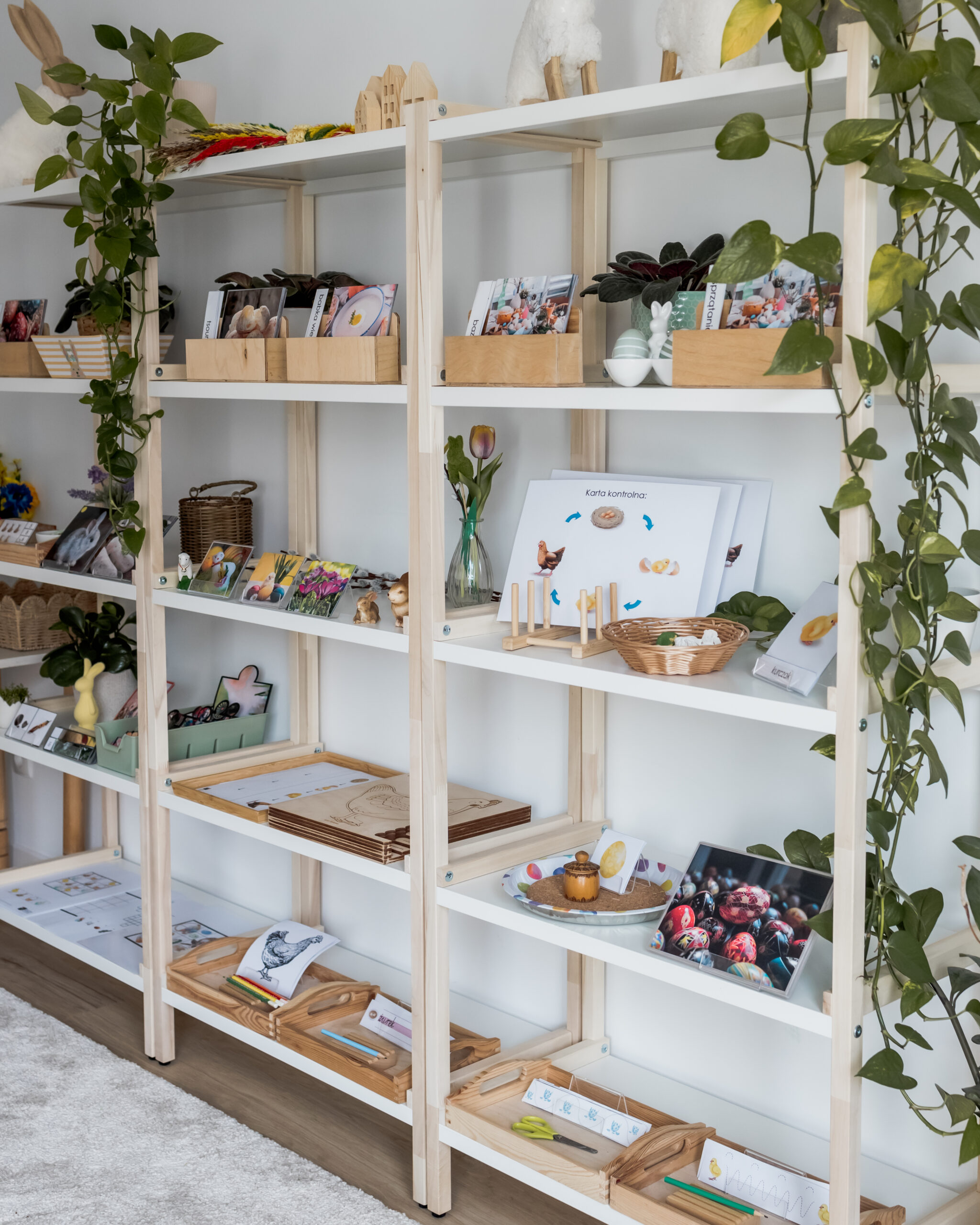 niezbednikwielkanoc_regal2